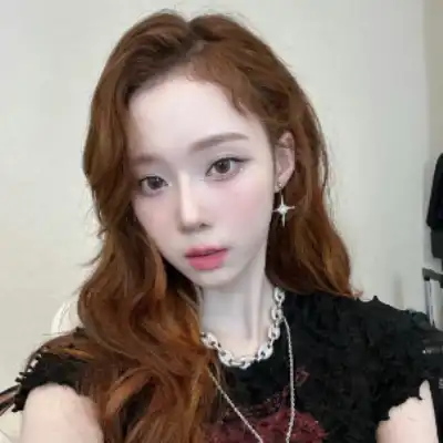 冯韵嘉与赵,奕斐棋牌巅,峰对决,澳门金沙会,澳门金沙娱乐,金沙赌场,澳门娱乐,博彩平台,金沙官网,在线博彩