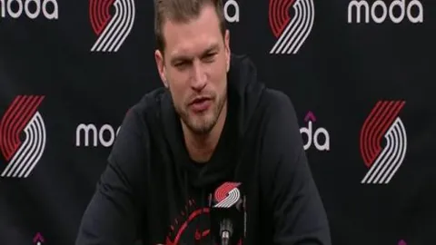 切尔西急需提升锋防实力，门将非首要之选。